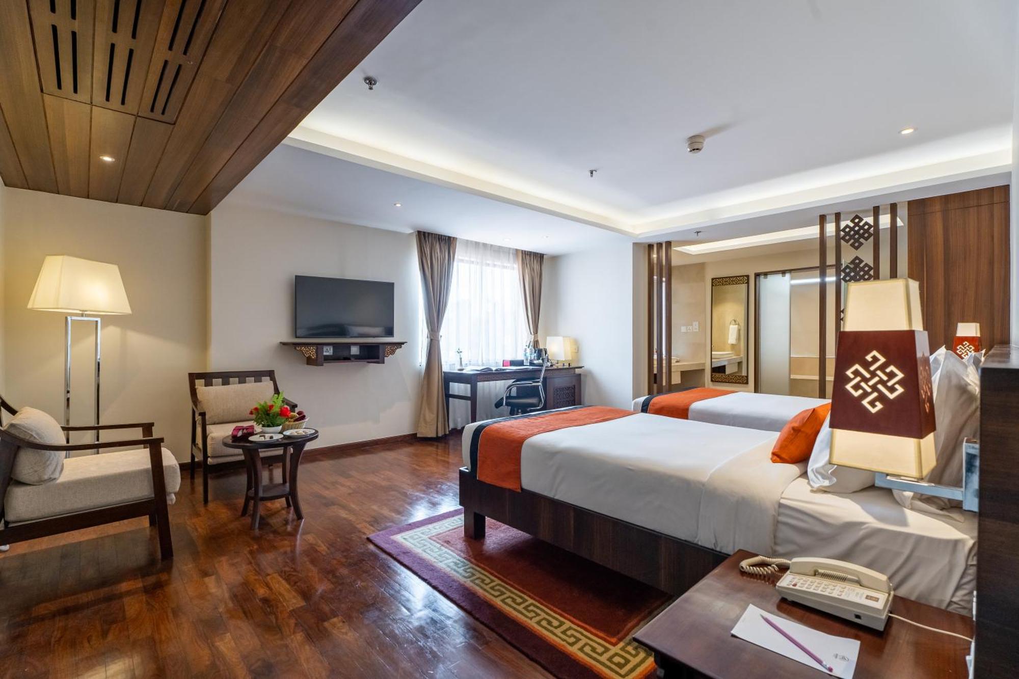 Hotel Ramada By Wyndham Kathmandu Dhumbarahi Esterno foto