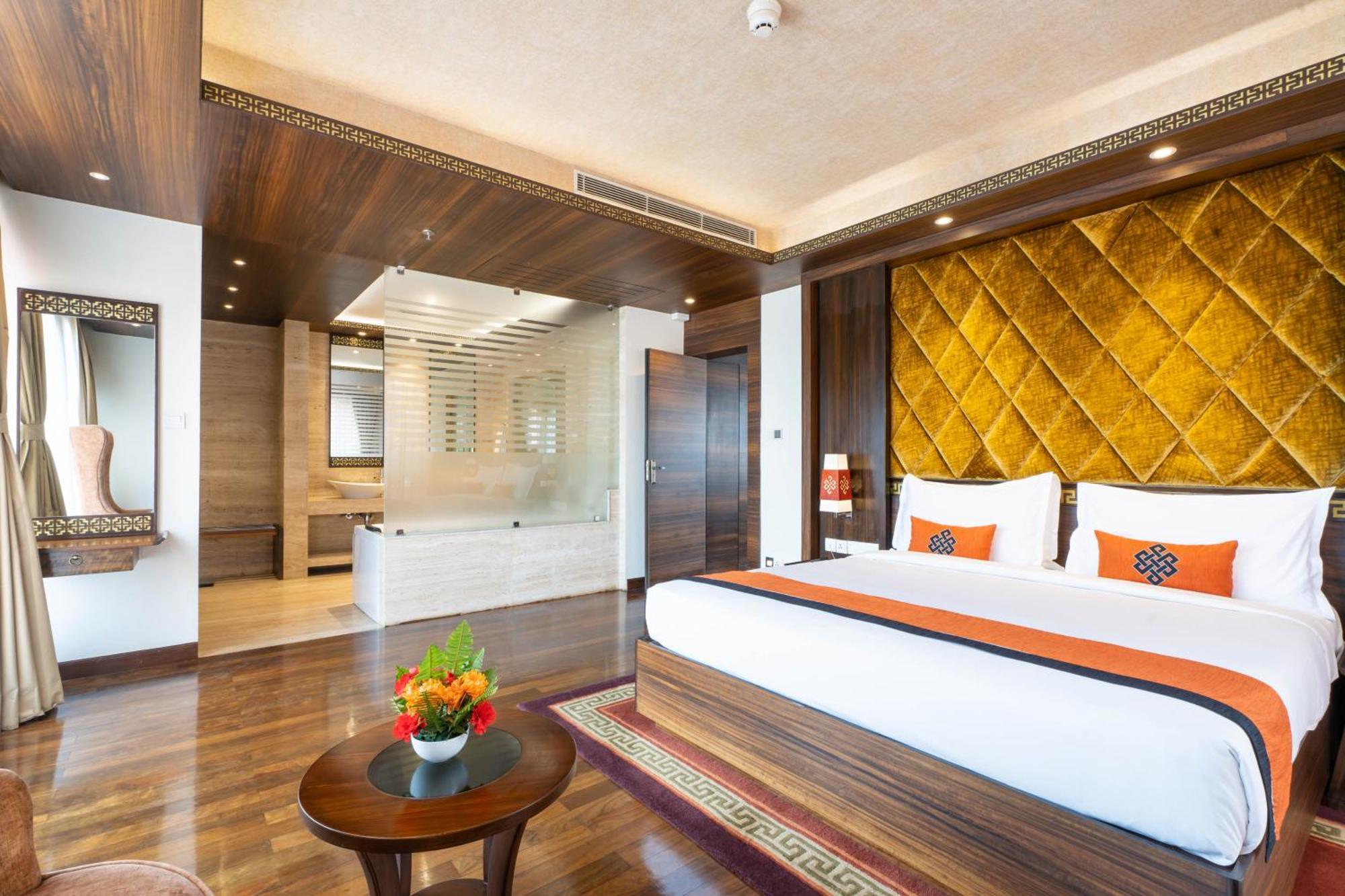 Hotel Ramada By Wyndham Kathmandu Dhumbarahi Esterno foto