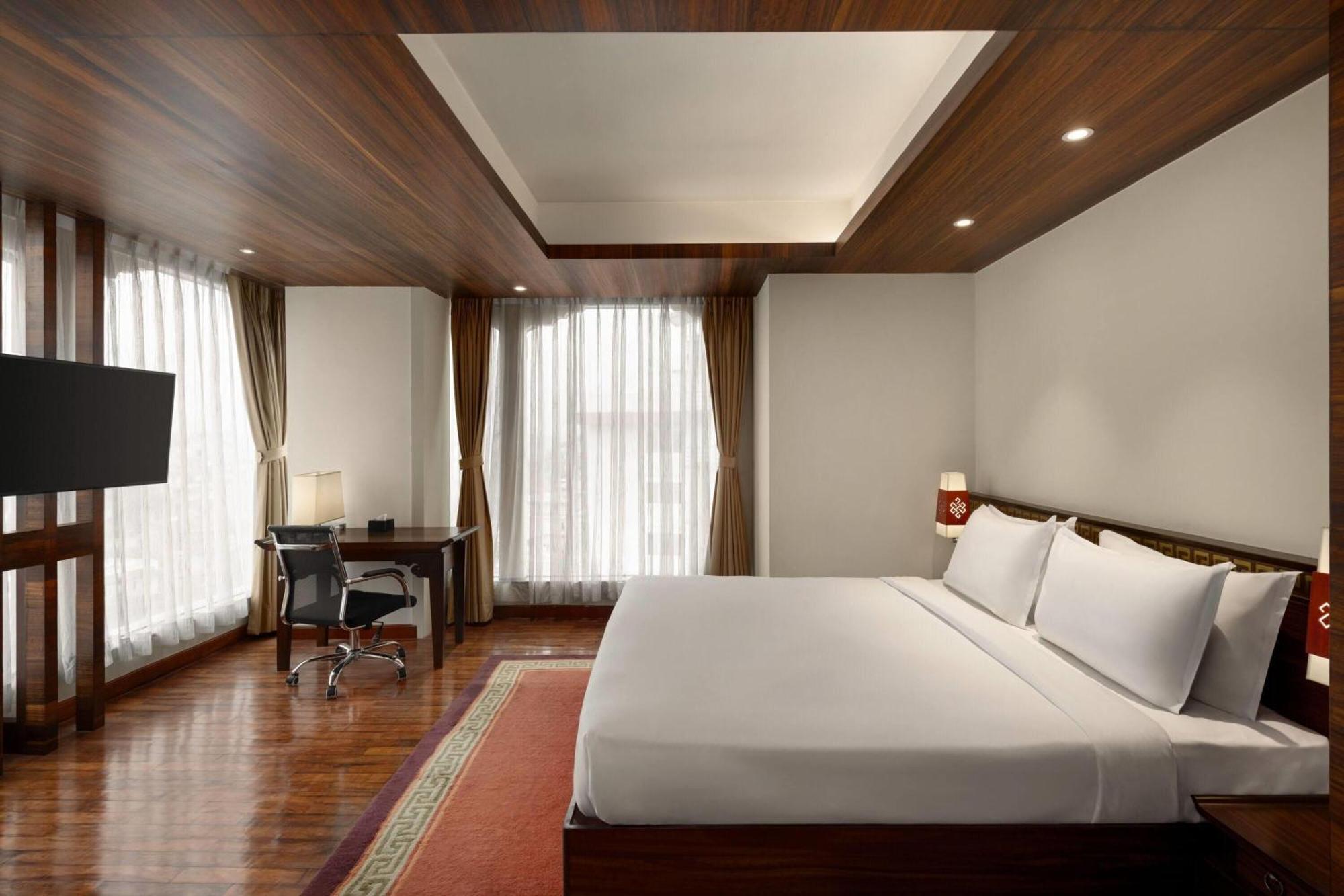 Hotel Ramada By Wyndham Kathmandu Dhumbarahi Esterno foto