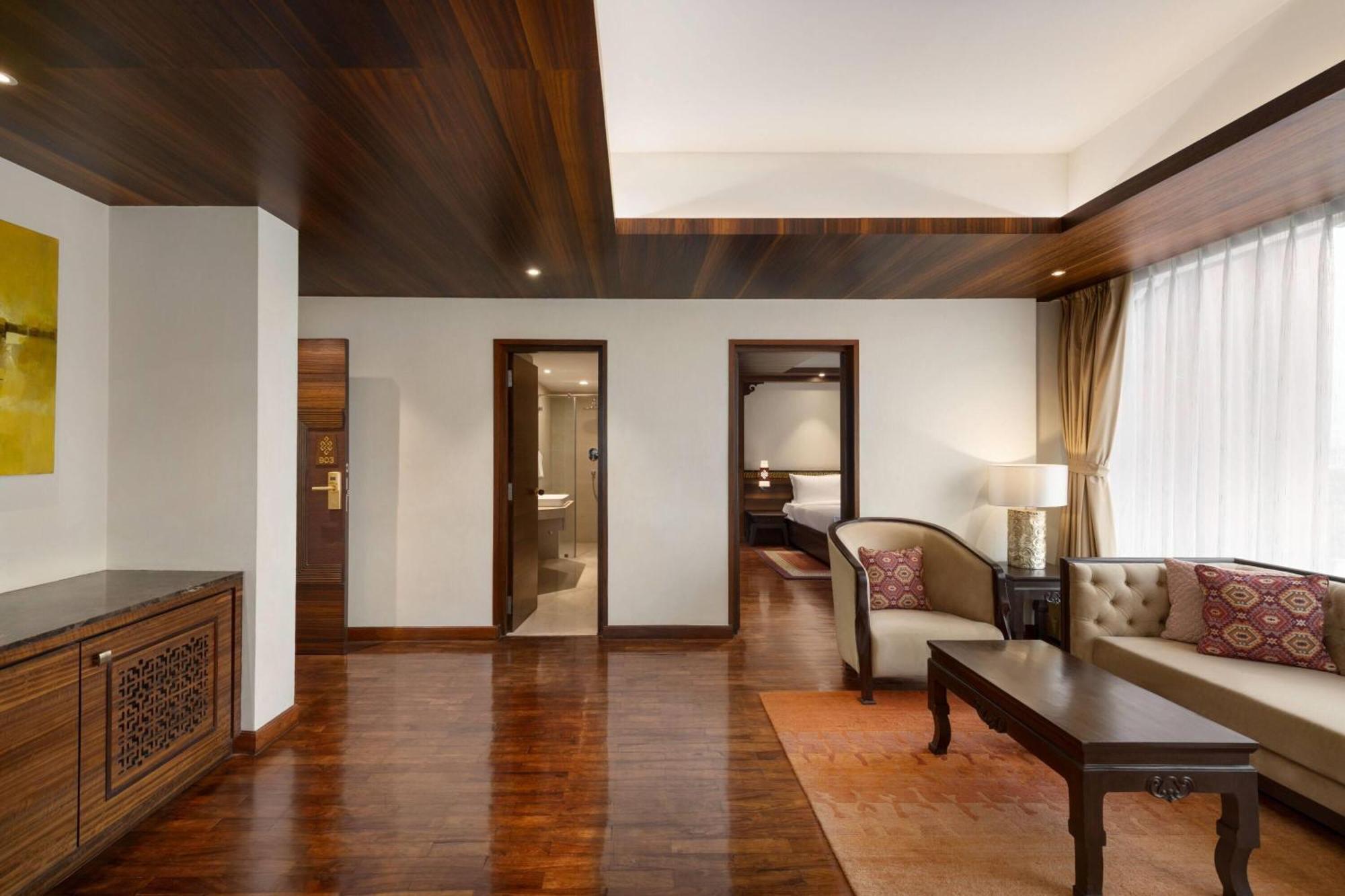 Hotel Ramada By Wyndham Kathmandu Dhumbarahi Esterno foto