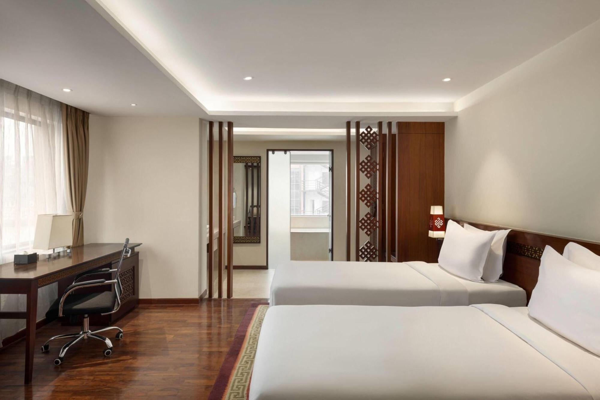 Hotel Ramada By Wyndham Kathmandu Dhumbarahi Esterno foto