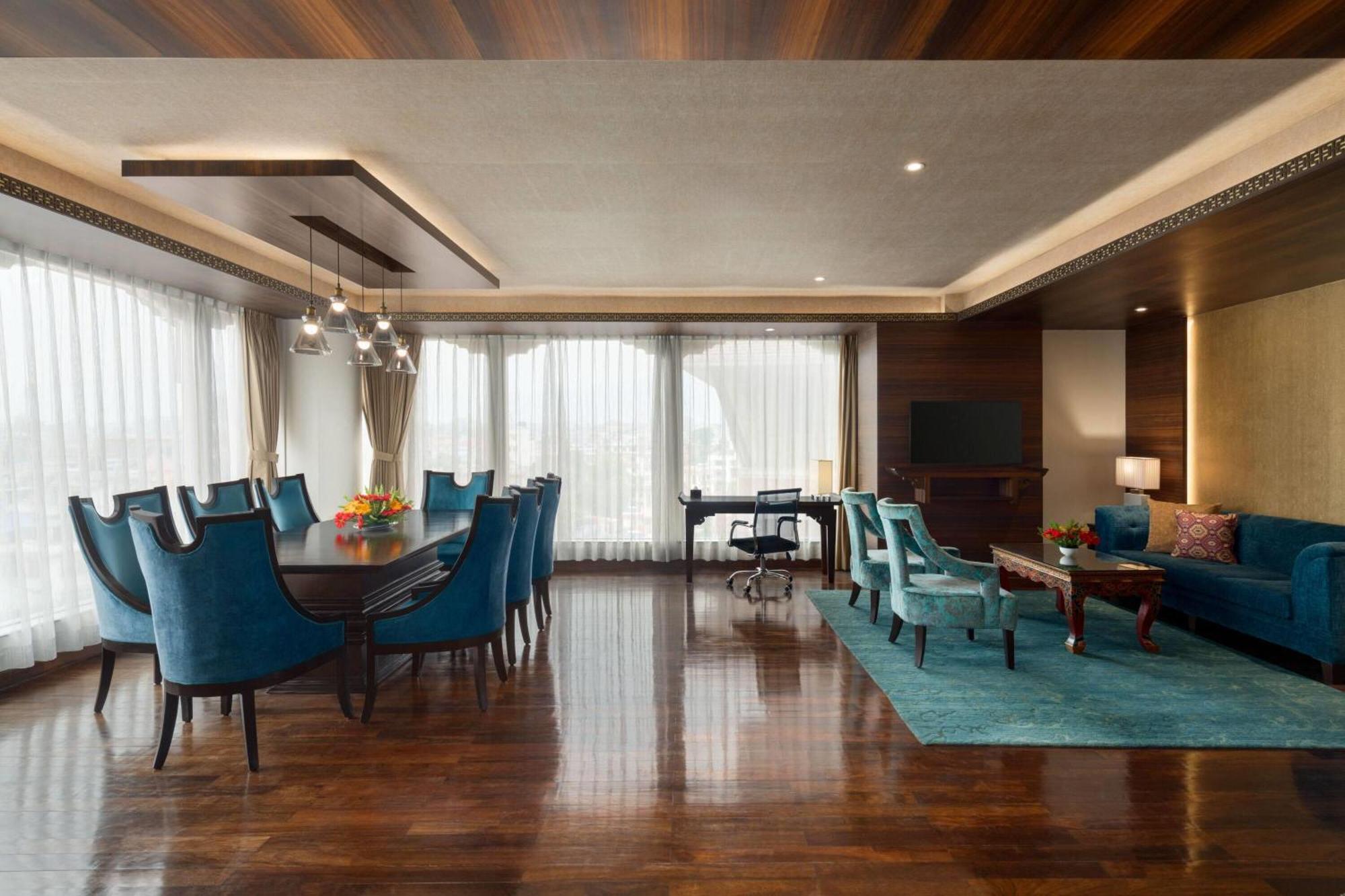 Hotel Ramada By Wyndham Kathmandu Dhumbarahi Esterno foto