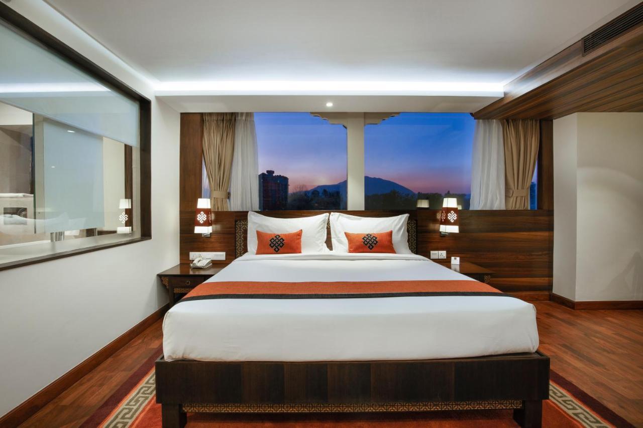 Hotel Ramada By Wyndham Kathmandu Dhumbarahi Esterno foto